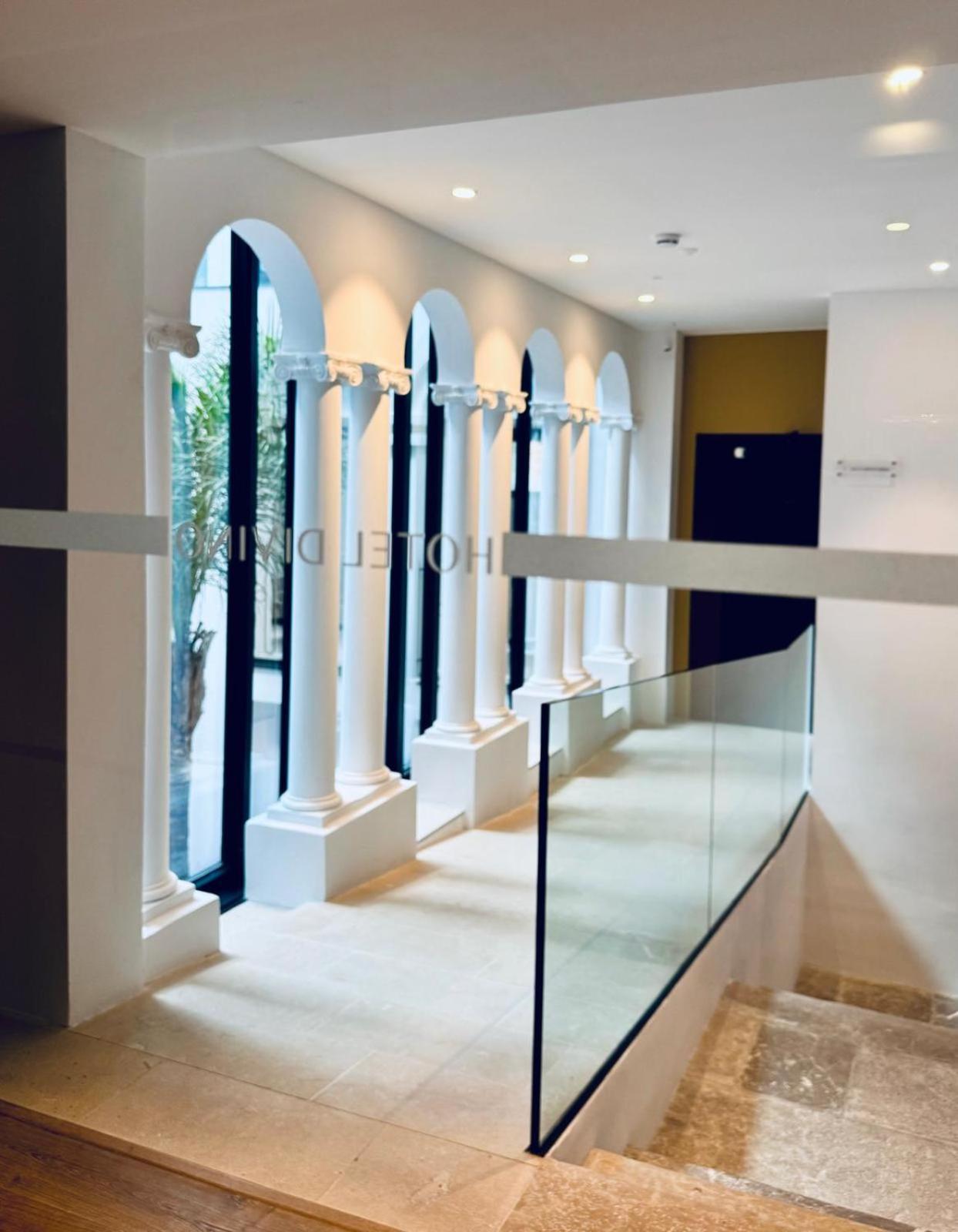 Hotel Divino & Apartments Figueres  Ngoại thất bức ảnh